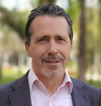JOSÉ E. CAPILLA